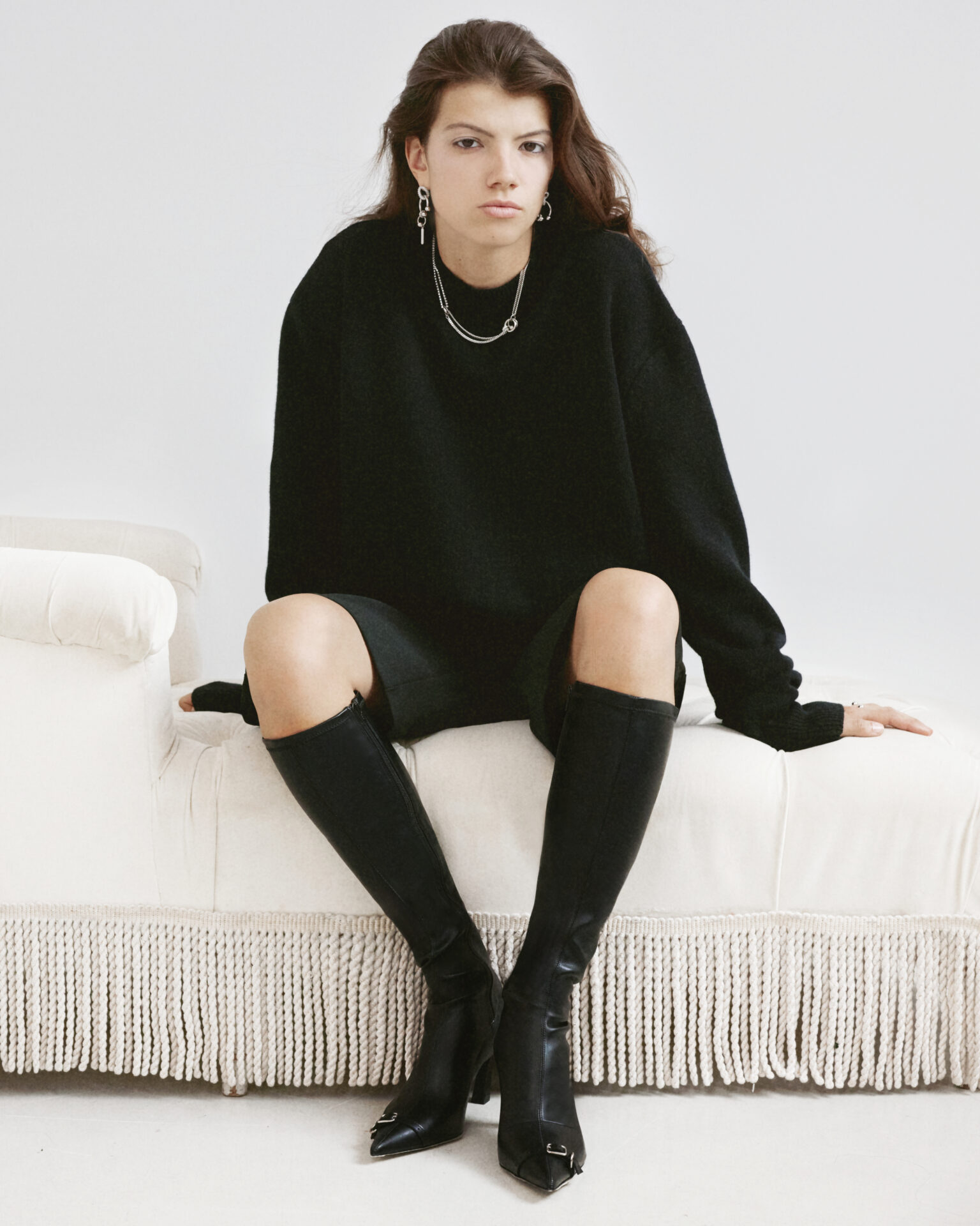 Justine Clenquet – Laura Pelissier - Image 11 of 15