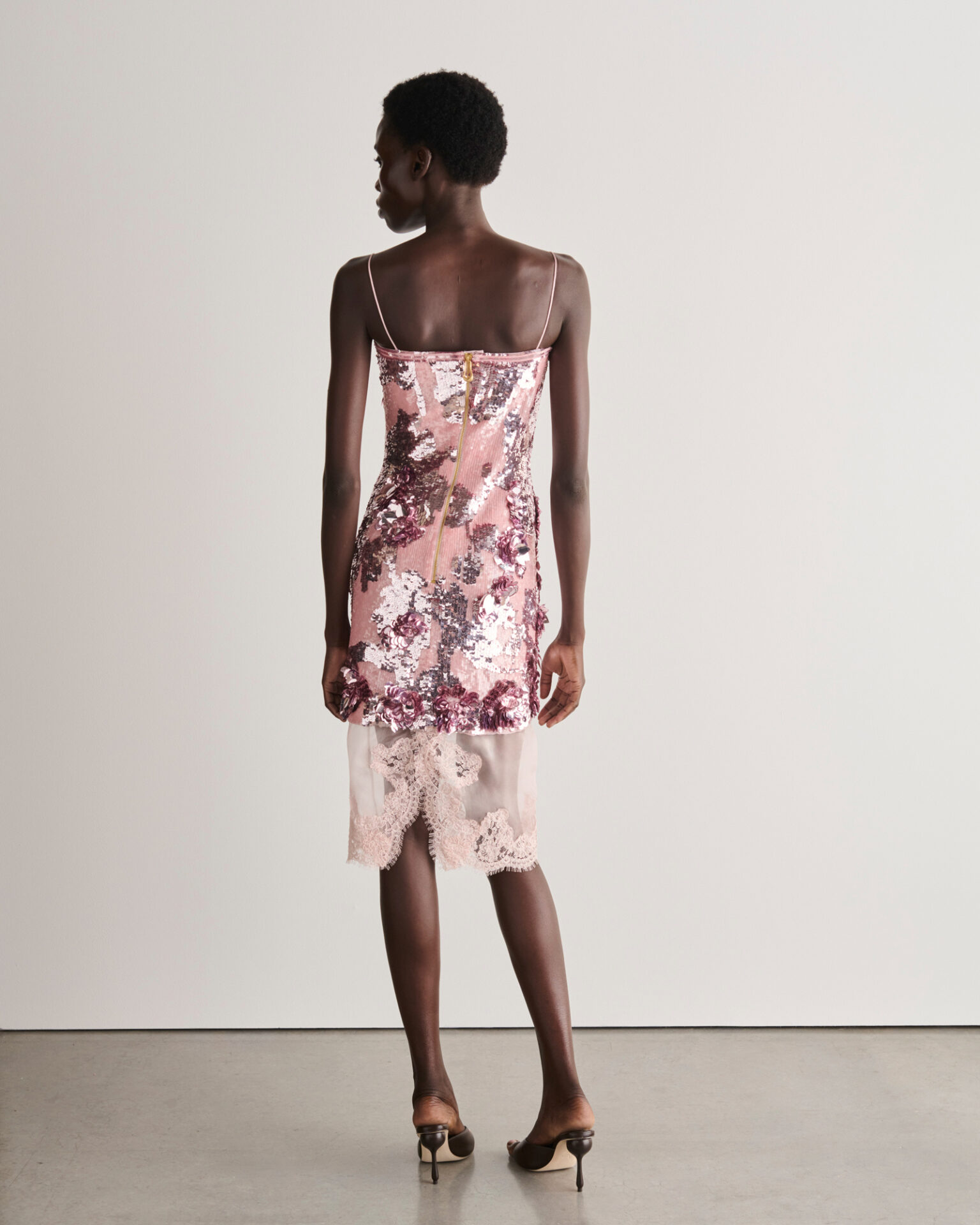 AJE - Image 77 of 80