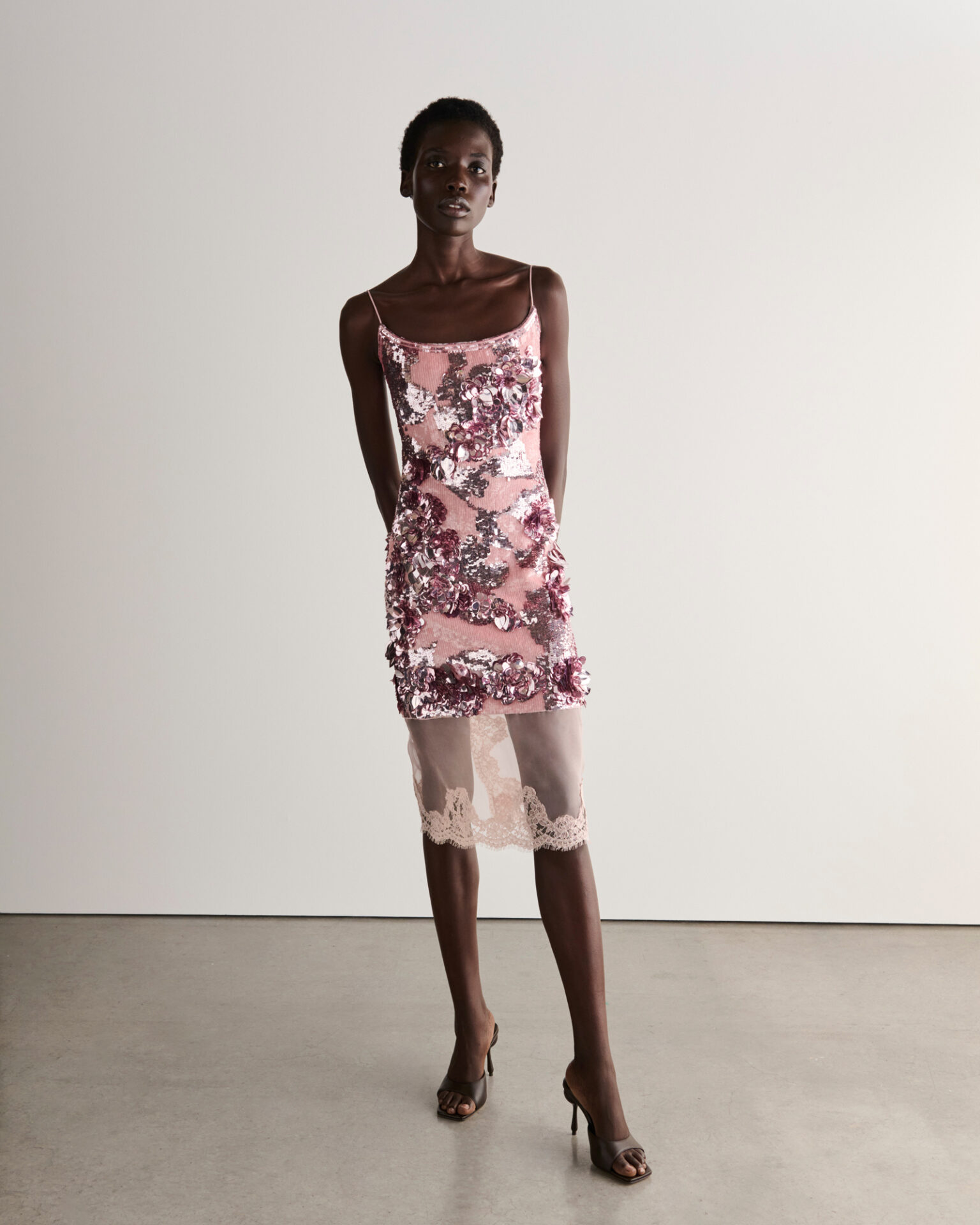 AJE - Image 76 of 80