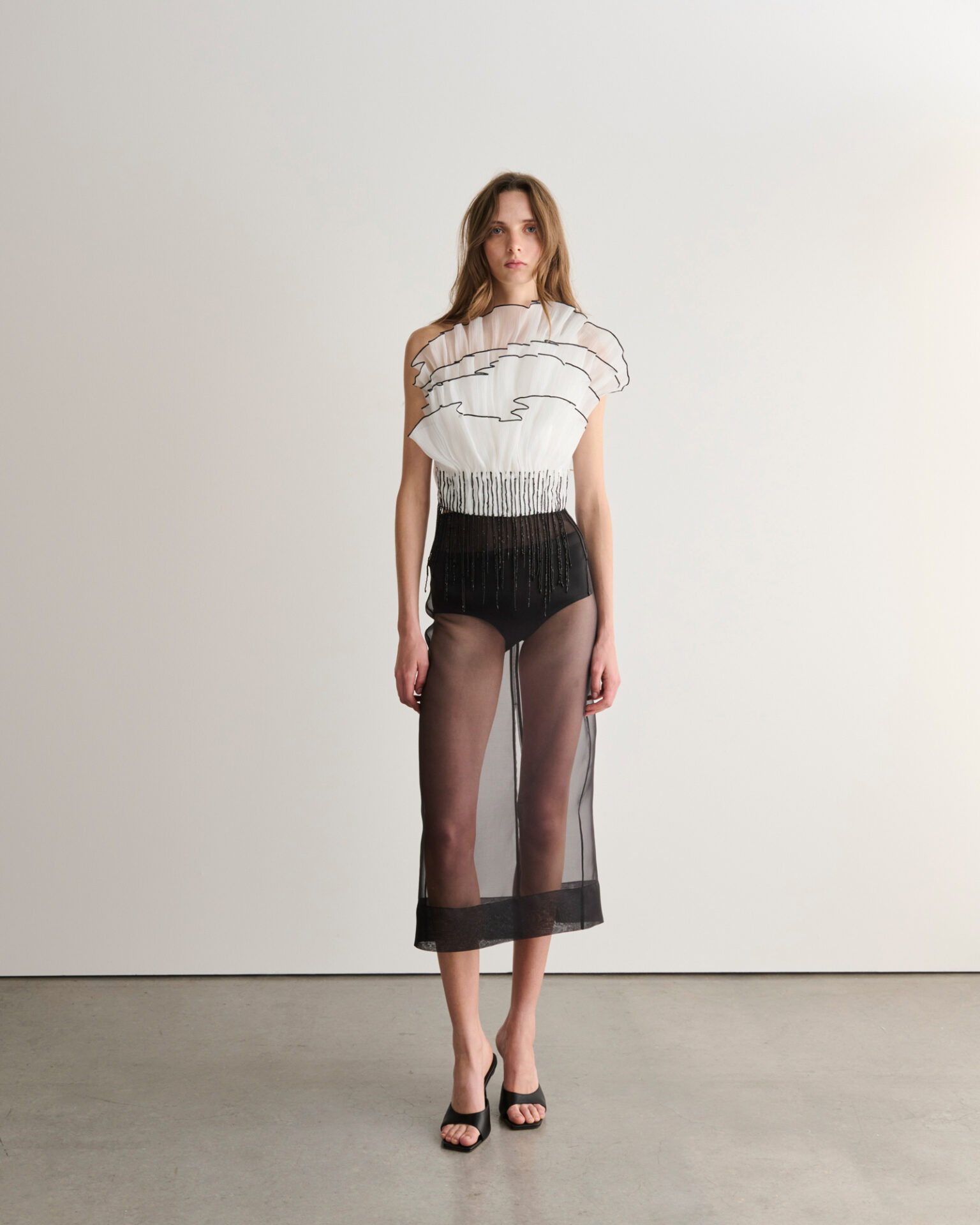 AJE - Image 57 of 80