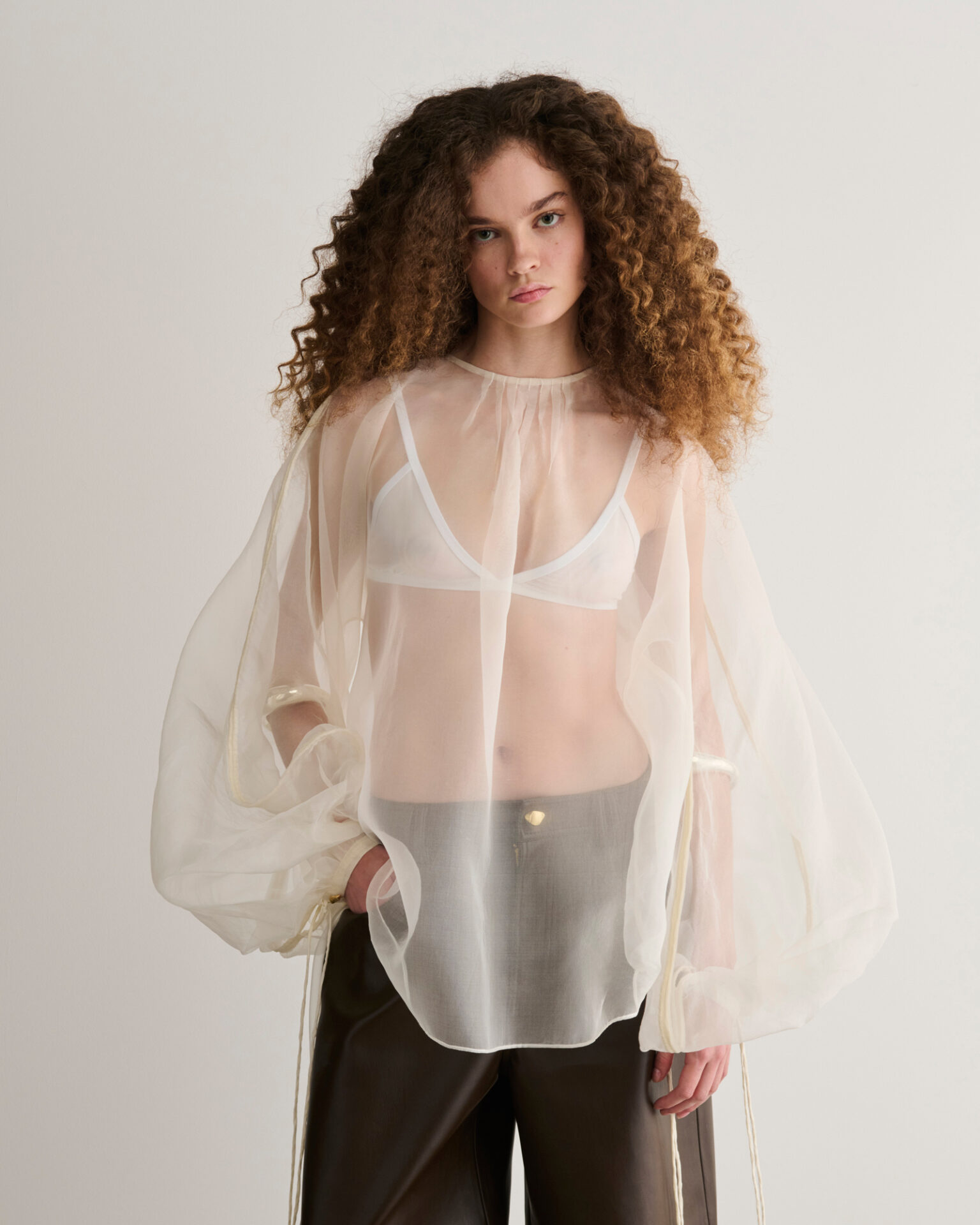 AJE - Image 71 of 80