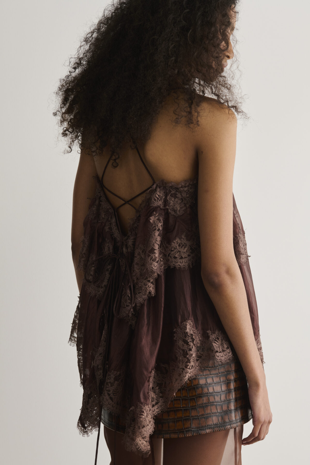 AJE - Image 33 of 80