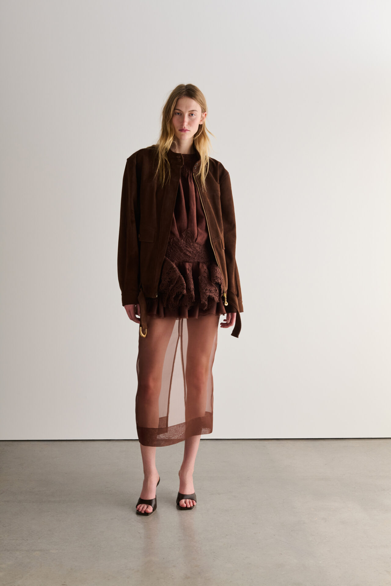 AJE - Image 30 of 80