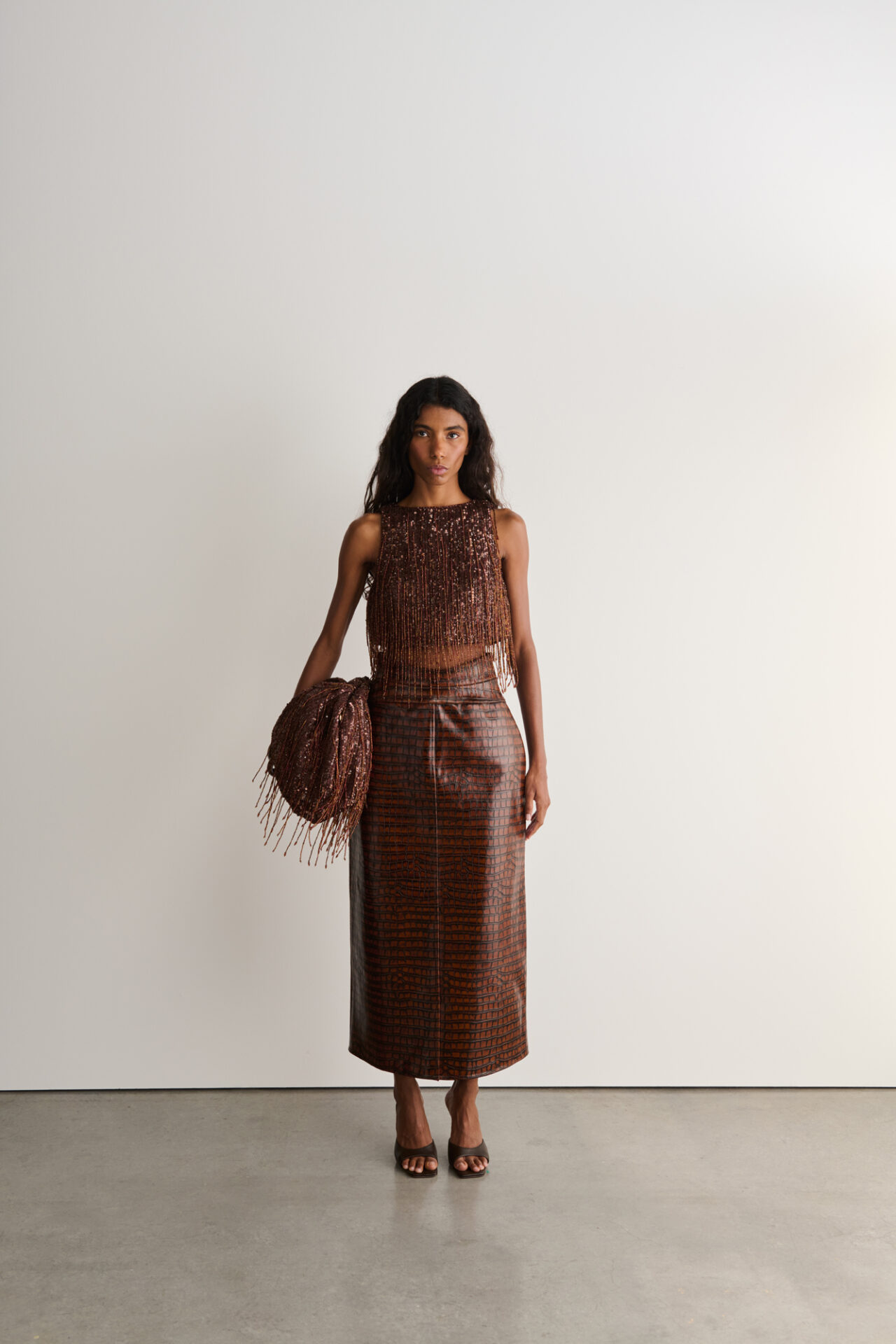 AJE - Image 21 of 80