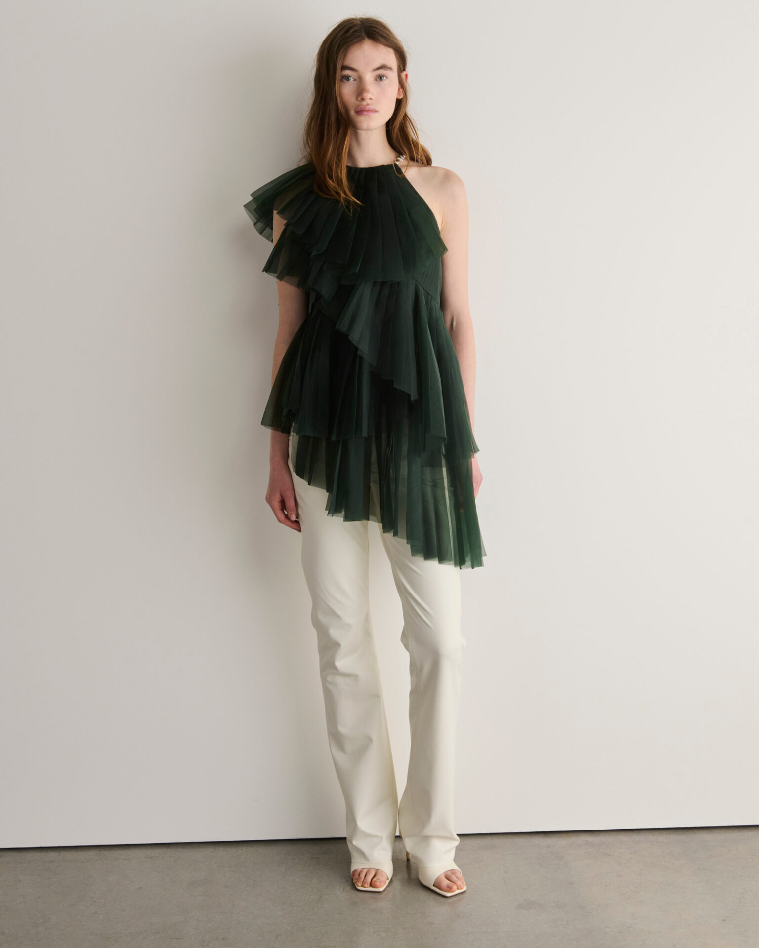 AJE - Image 10 of 80