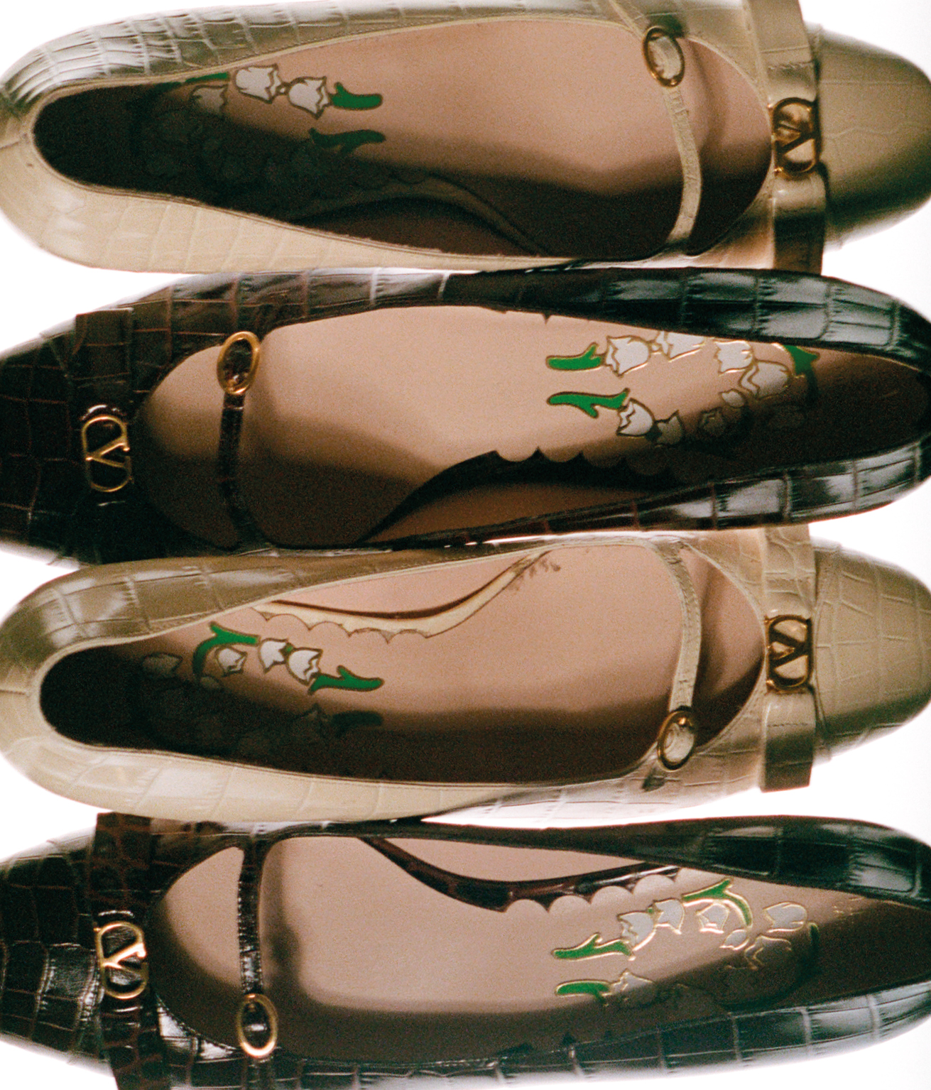 D Reppublicca - Image 6 of 15