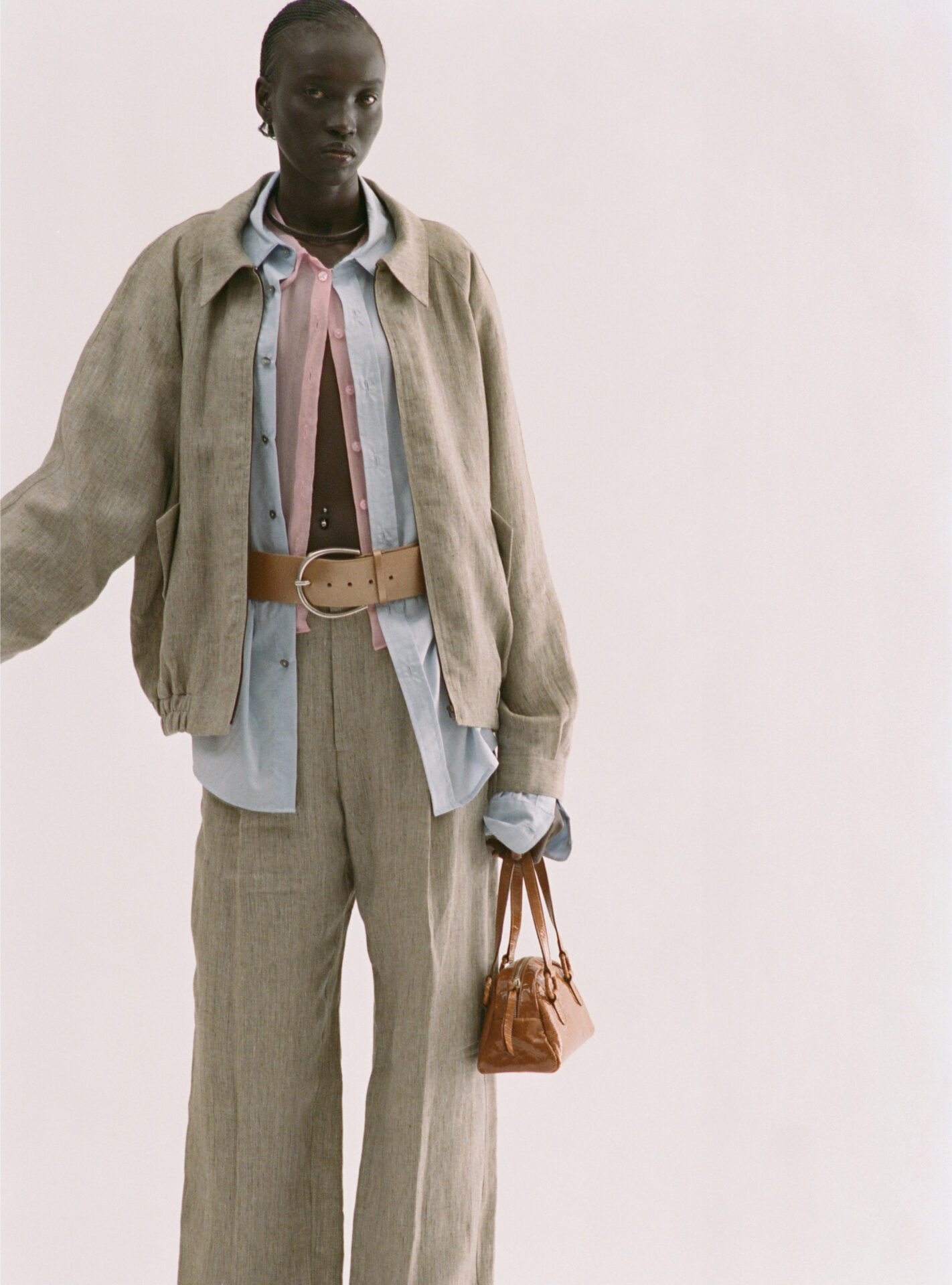 MNZ - Image 19 of 64