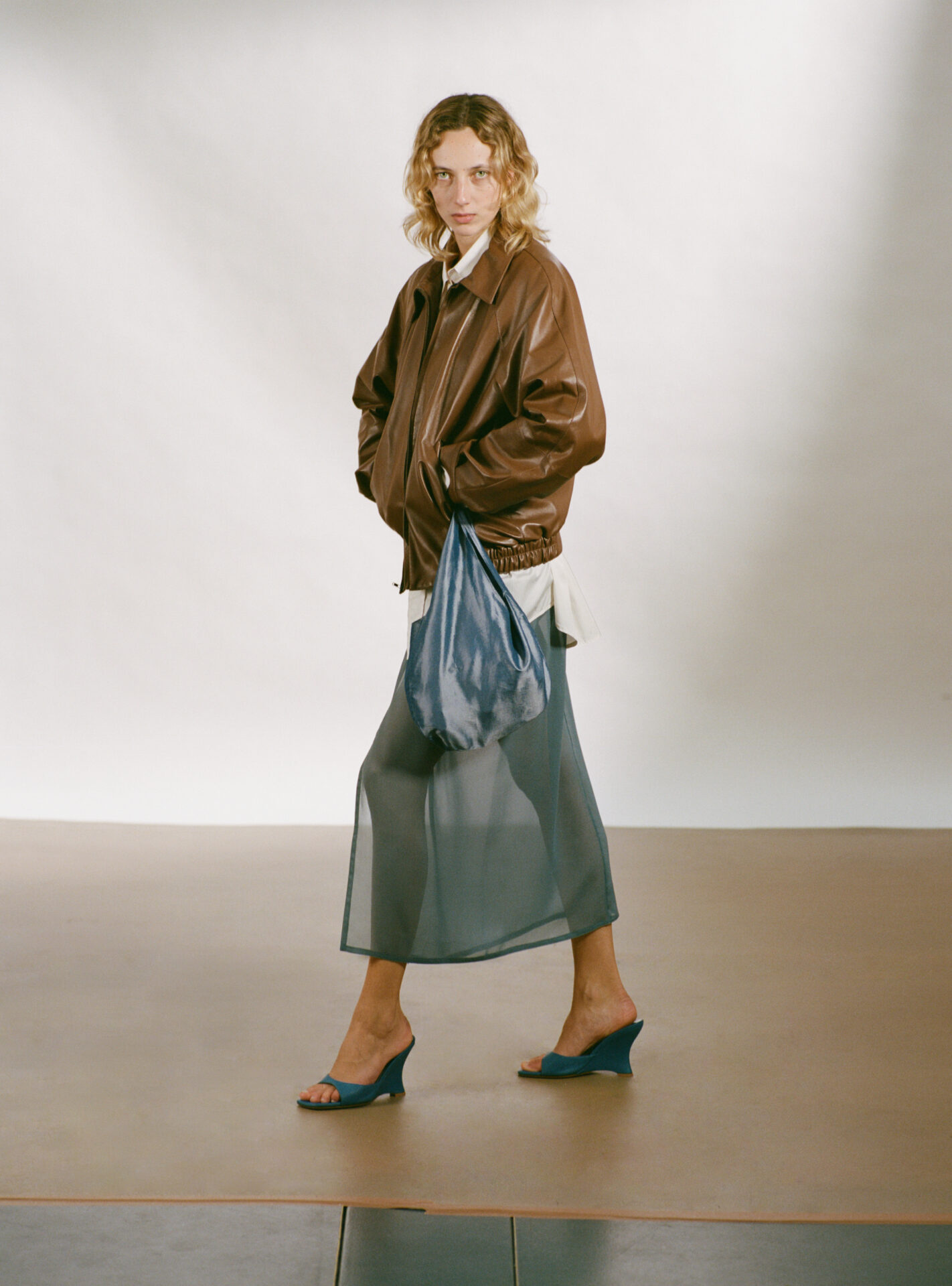 MNZ - Image 63 of 64