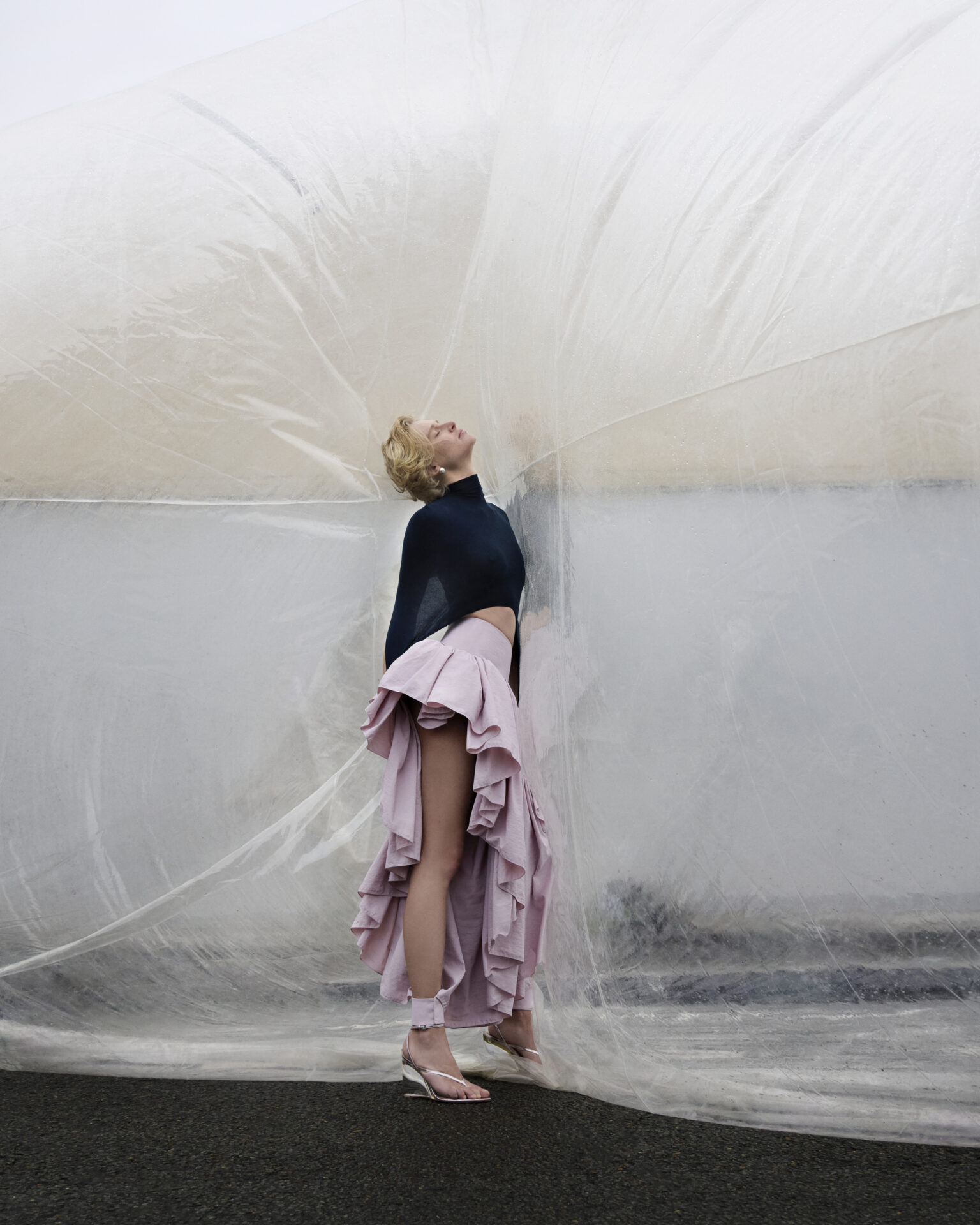 Tmag – Luna Conte - Image 2 of 16